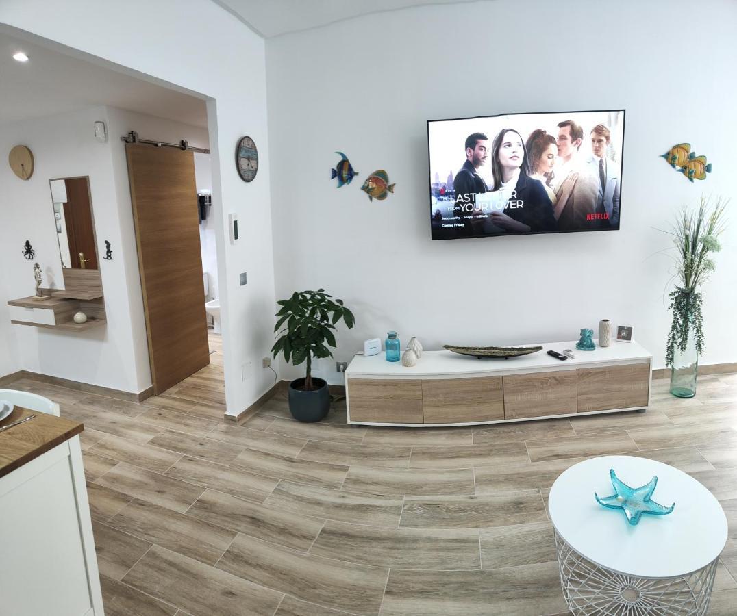 City Central Apartment With Large Patio By Namaste Elite Torremolinos Exterior photo